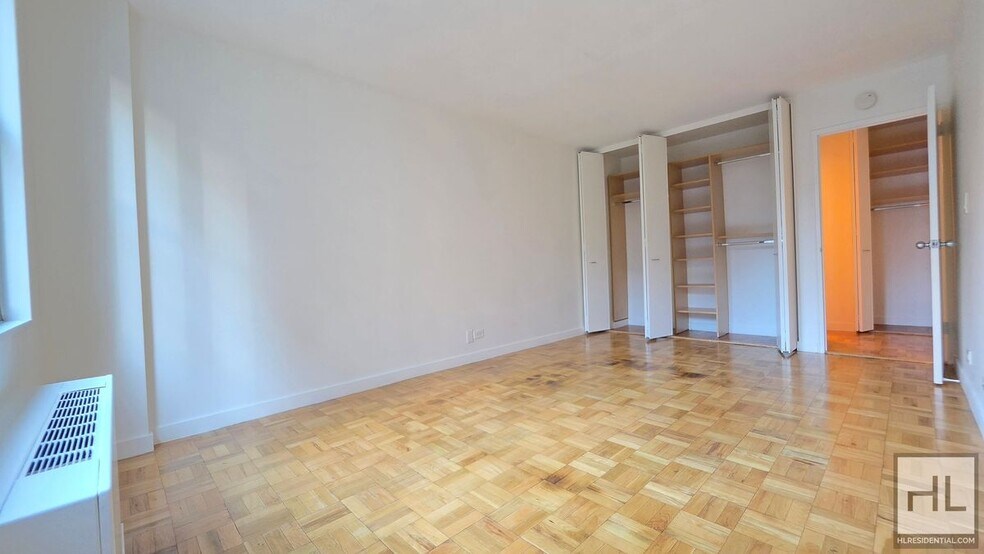 Building Photo - 5th Fl Turtle Bay 1 Bedroom