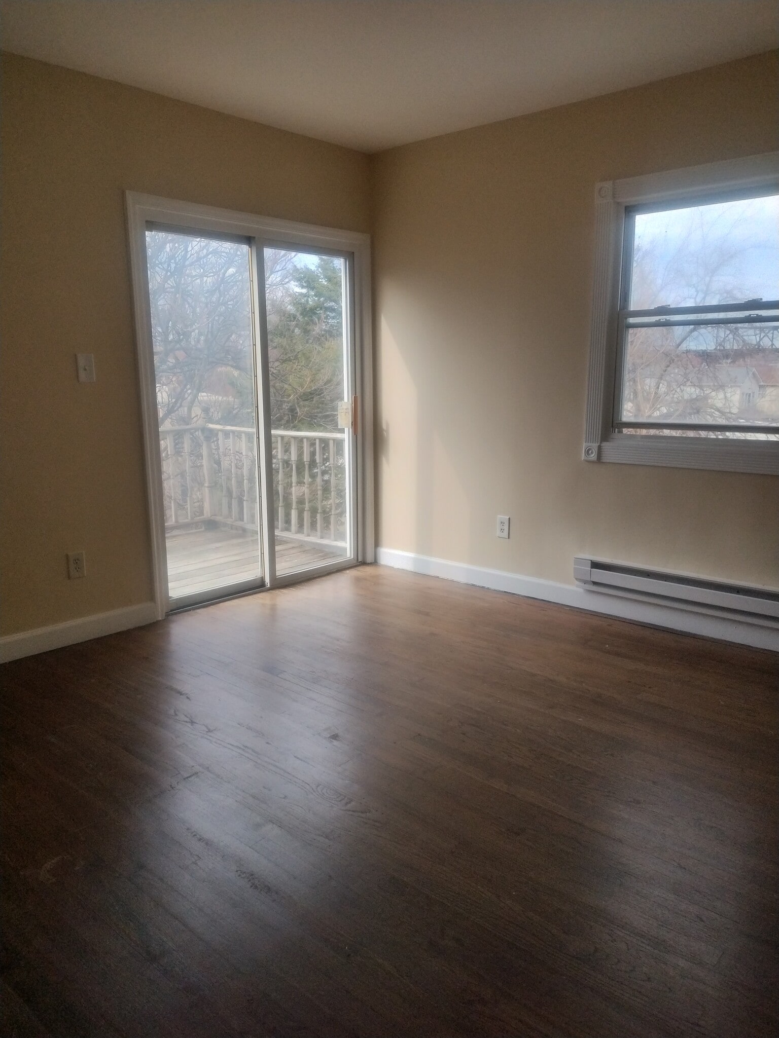 Building Photo - 17 Wallis Ave