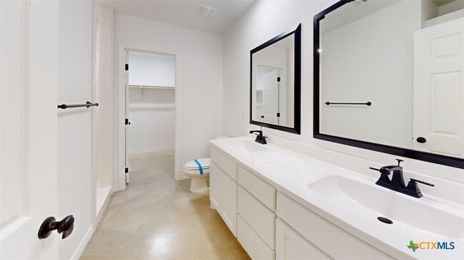 Building Photo - 209 Elbert Ln
