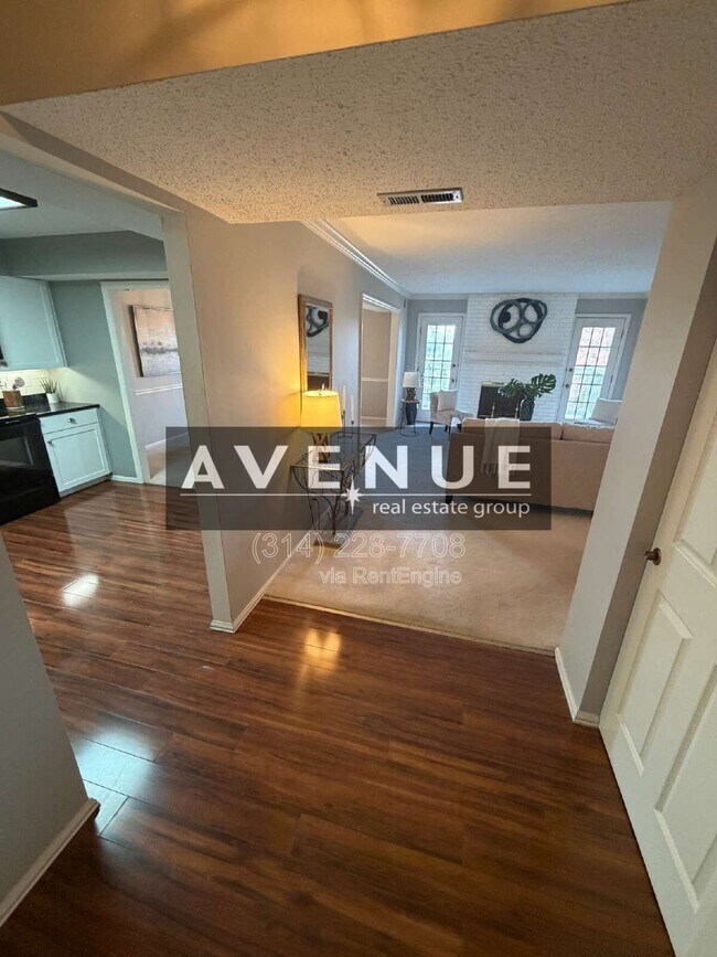 Building Photo - 312 Clayton Xing Dr