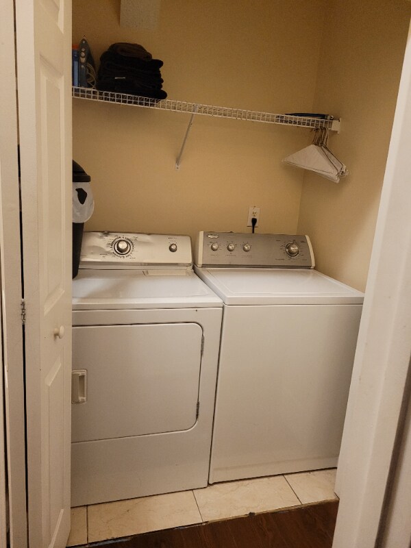 Building Photo - 8573 Springtree Road