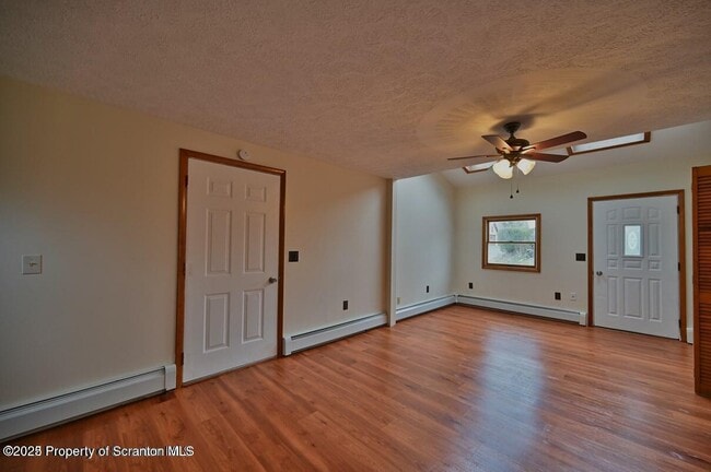 Building Photo - 189 Johnson St