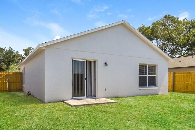 Building Photo - 1639 Ridge Pointe Dr