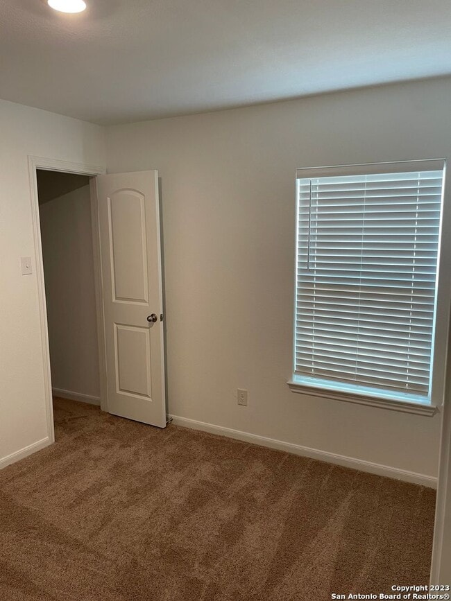 Building Photo - 10930 Chatham Ct