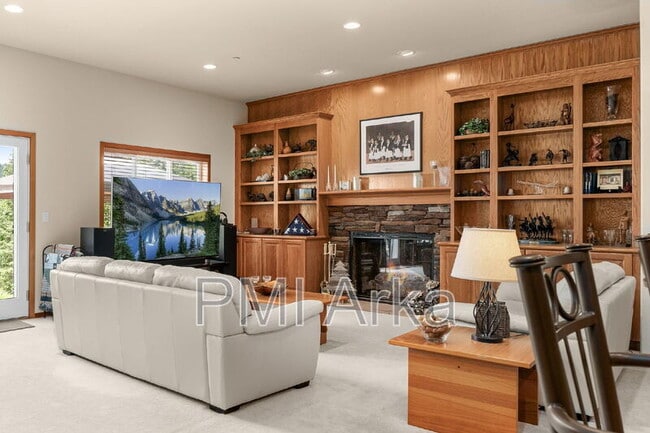 Building Photo - 19703 SE 128th Way