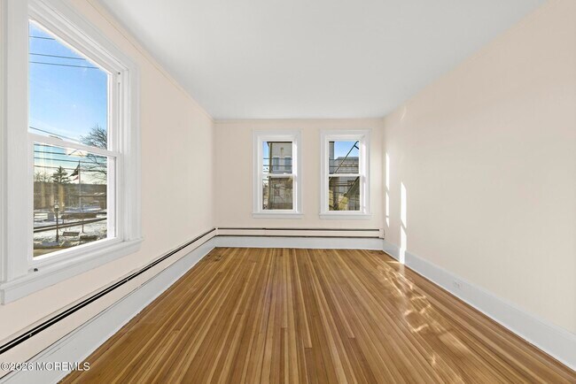 Building Photo - 98 First Ave