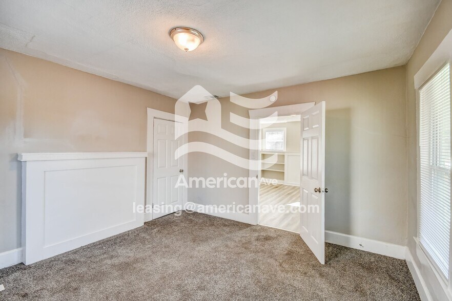 Building Photo - 625 27th St SW