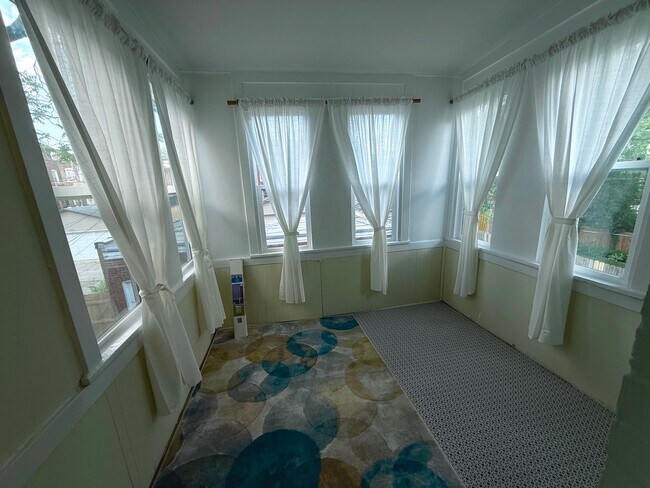 Building Photo - 4551 Arco Ave