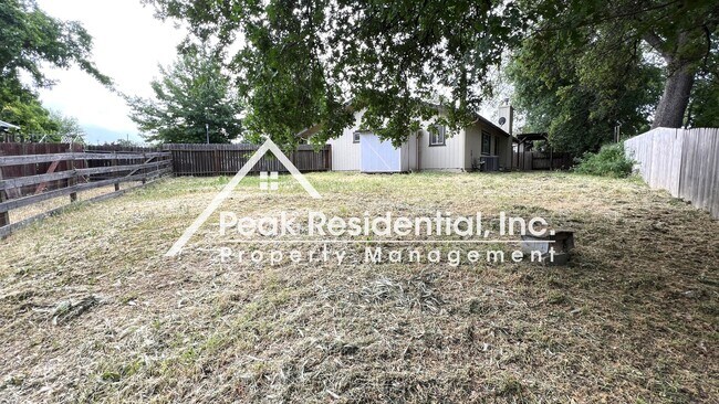 Building Photo - Very Nice 3bd/2ba Citrus Heights Home with 2 Car Garage - Must See!
