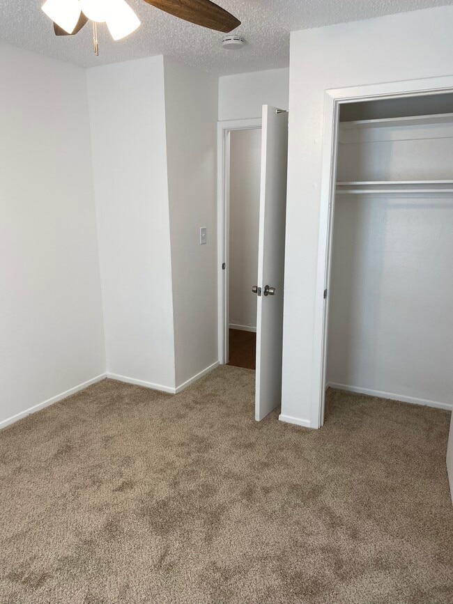 Building Photo - 510 E 28th St