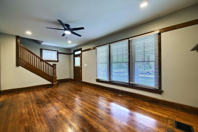 Building Photo - OSU Single Family House! Great Location!