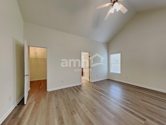 Building Photo - 3204 Neuse Crossing Dr