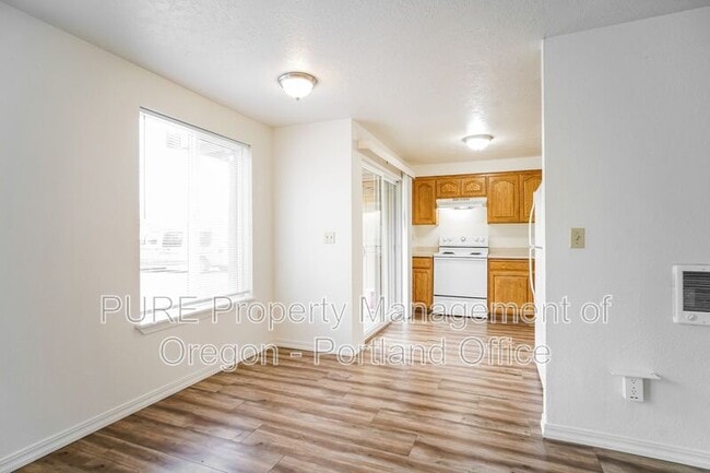 Building Photo - 8584 SE 72nd Ave