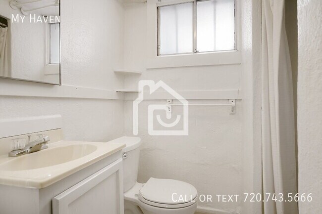 Building Photo - 771 Steele St