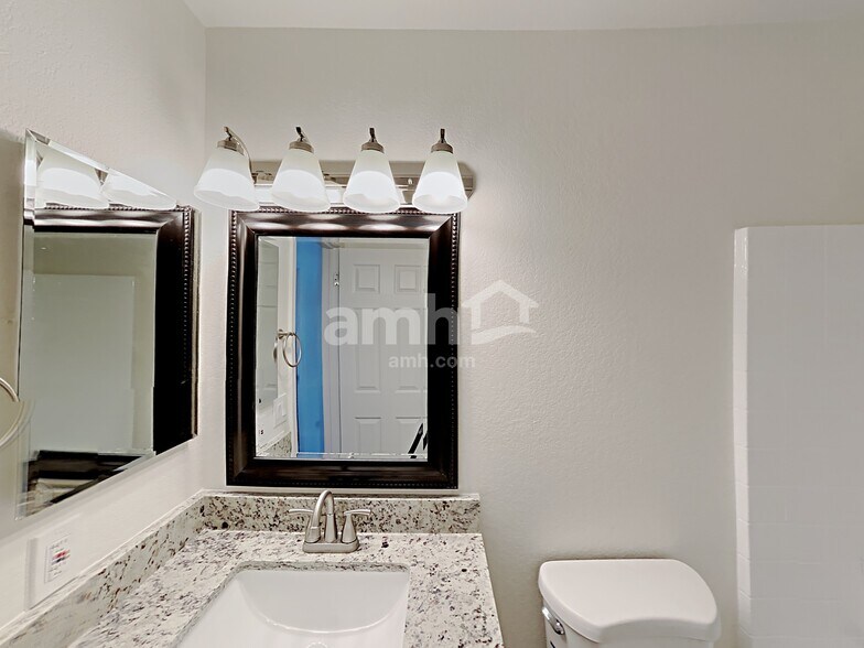 Building Photo - 18315 N 144th Ave