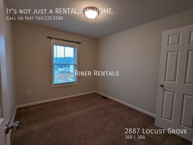 Building Photo - 2887 Locust Grv Ct
