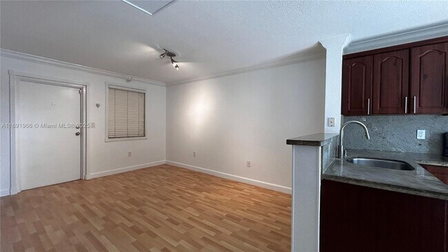 Building Photo - 2575 SW 27th Ave