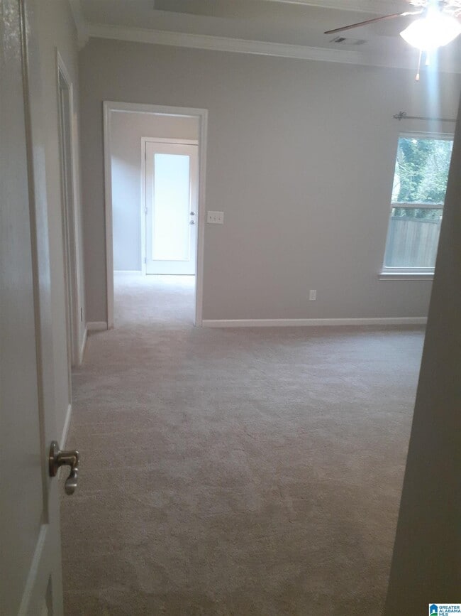 Building Photo - 265 Oxmoor Pl