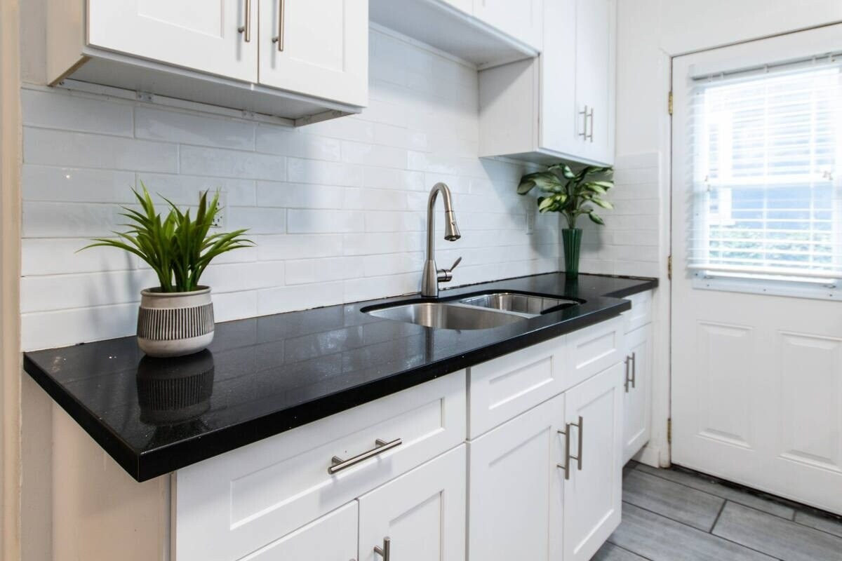 Building Photo - 1806 Washington Way