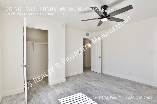Building Photo - 13447 N 31st Dr