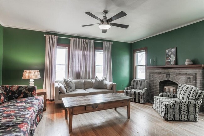 Building Photo - 2700 NW 17th St