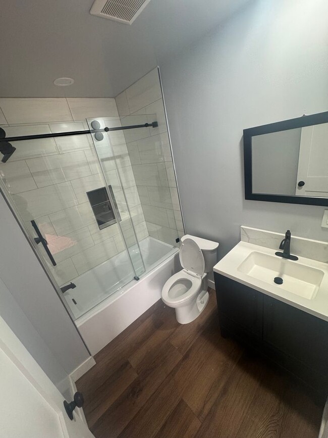 Building Photo - NEW AND BEAUTIFUL PRIVATE ADU