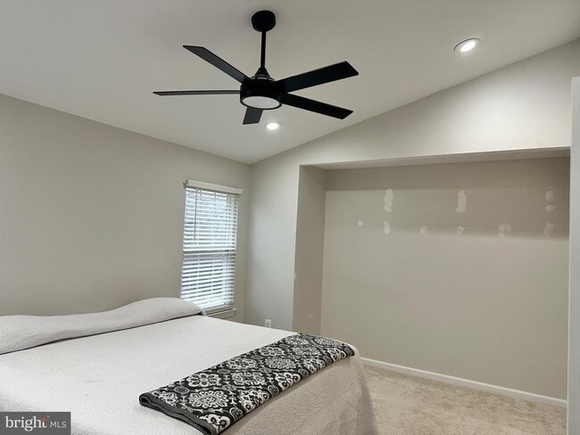 Building Photo - 5016 Lambsgate Ln