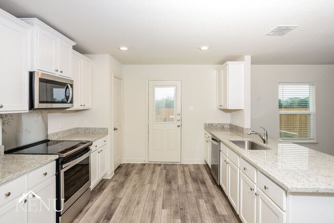 Building Photo - 2818 Tybee Crk