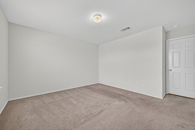 Building Photo - 1830 Cormorant Cres