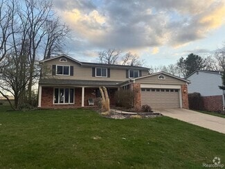 Building Photo - 3123 Rolling Green Cir S