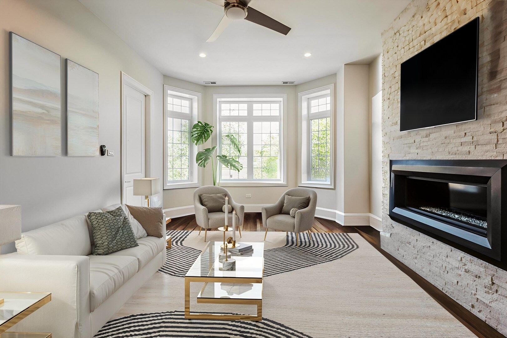 Building Photo - 4830 S St Lawrence Ave