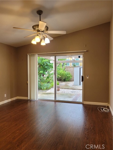 Building Photo - 775 Falcon View St