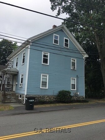 Primary Photo - 134 Summer St