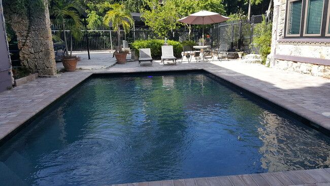 pool - 3600 N Bay Homes Dr