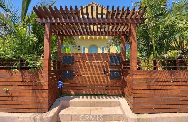 Building Photo - 4539 St Elmo Dr