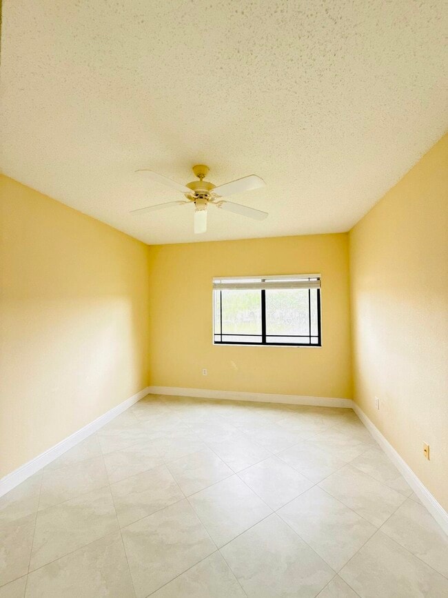 Building Photo - 2917 Tuscany Ct