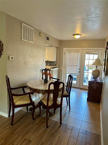 Building Photo - 5881 Preston View Blvd