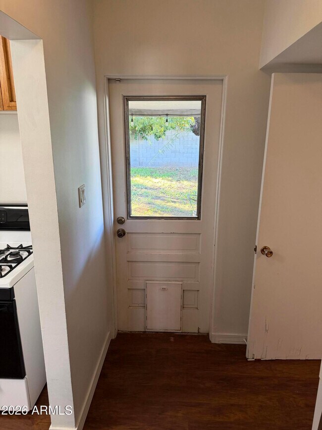 Building Photo - 4014 N 33rd Pl