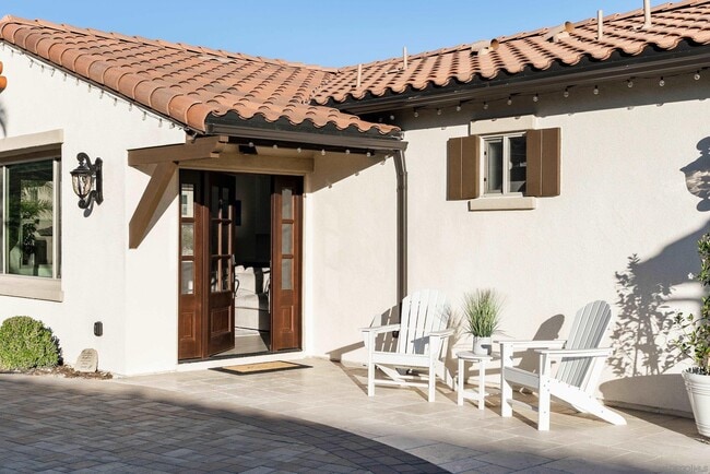 Building Photo - 424 Agua Vista Dr
