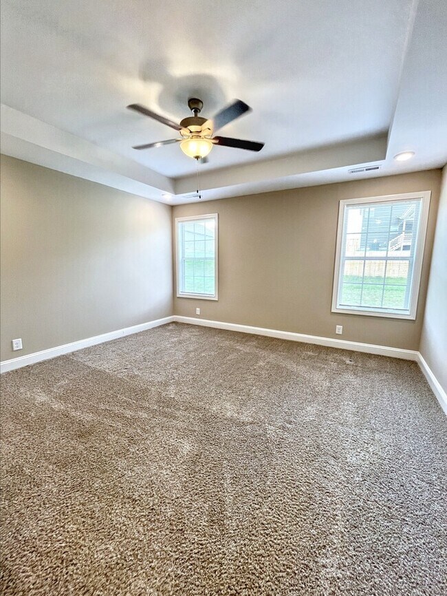 Building Photo - 137 Ardell Dr