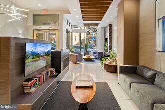 Building Photo - 2550 17th St NW