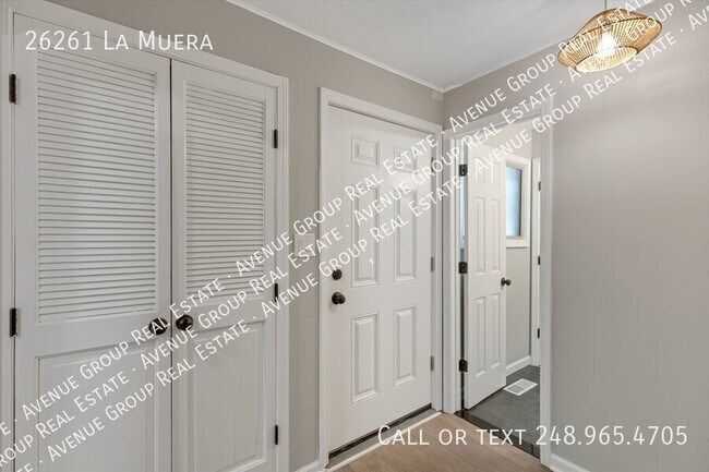 Building Photo - 26261 La Muera St
