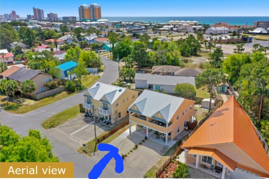 Primary Photo - 8227 S Lagoon Dr
