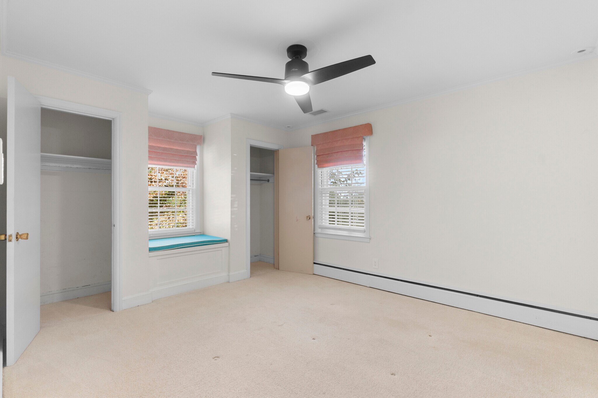 Building Photo - 221 W Avondale Dr