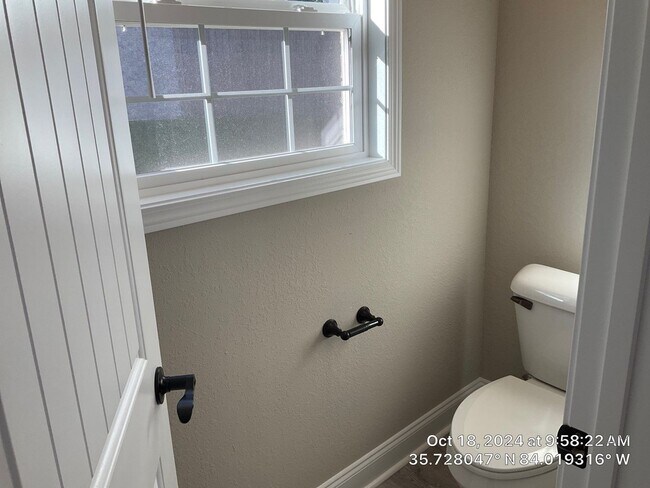 Building Photo - One Year Old - 3 Bedroom House