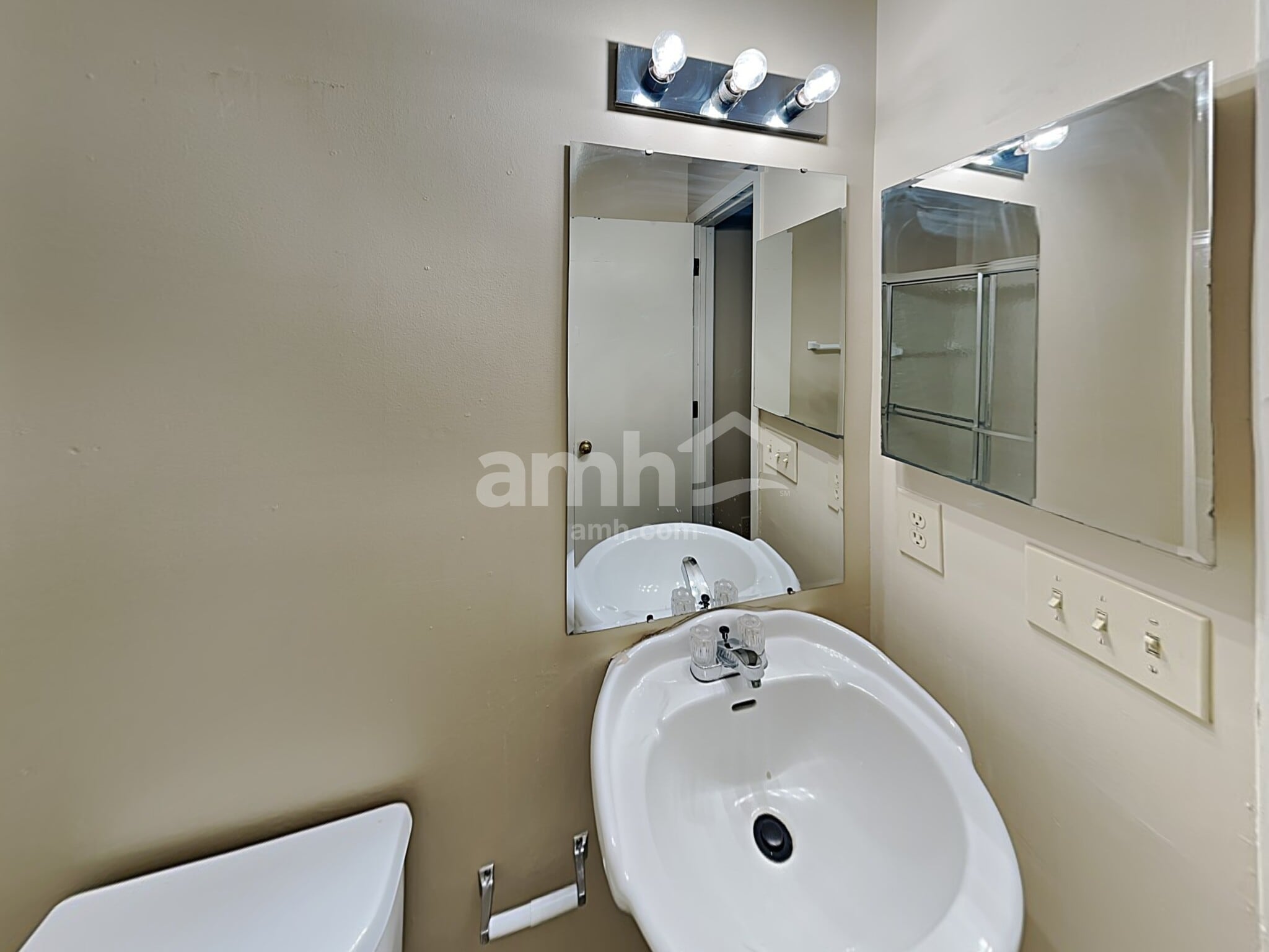 Building Photo - 6224 Wrothston Dr