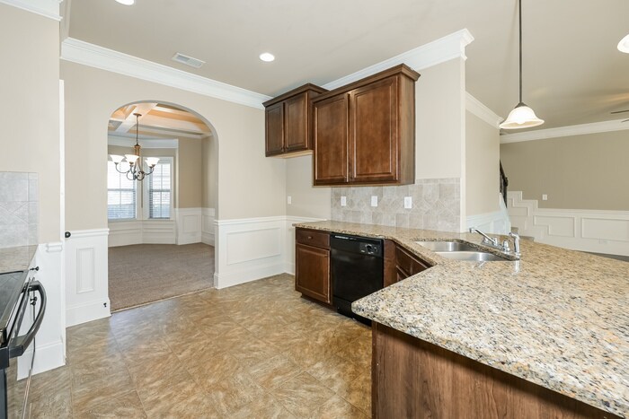 Building Photo - 9200 Bandywood Way SW