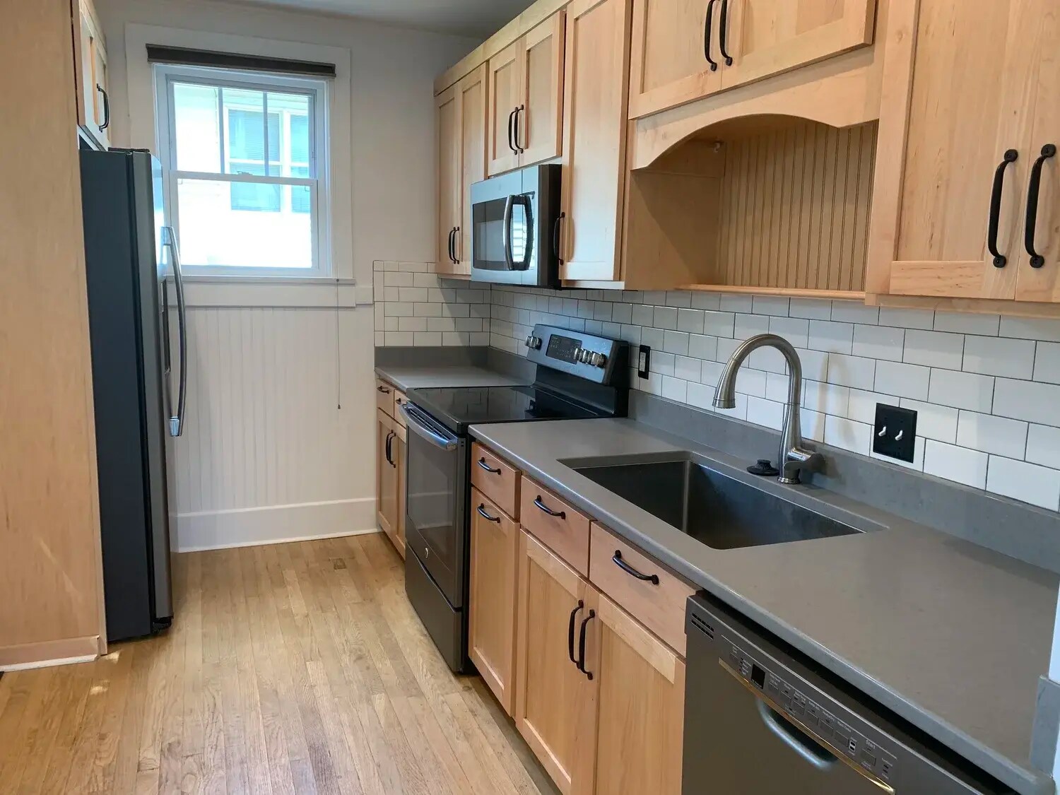 Building Photo - 612 S Grant St