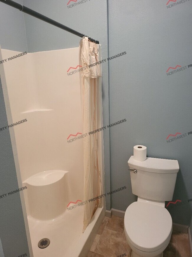 Building Photo - STATUS: AVAILABLE | R55 | $2495