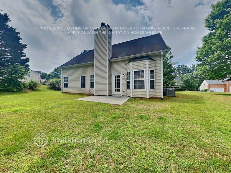 Building Photo - 2125 Beckenham Pl